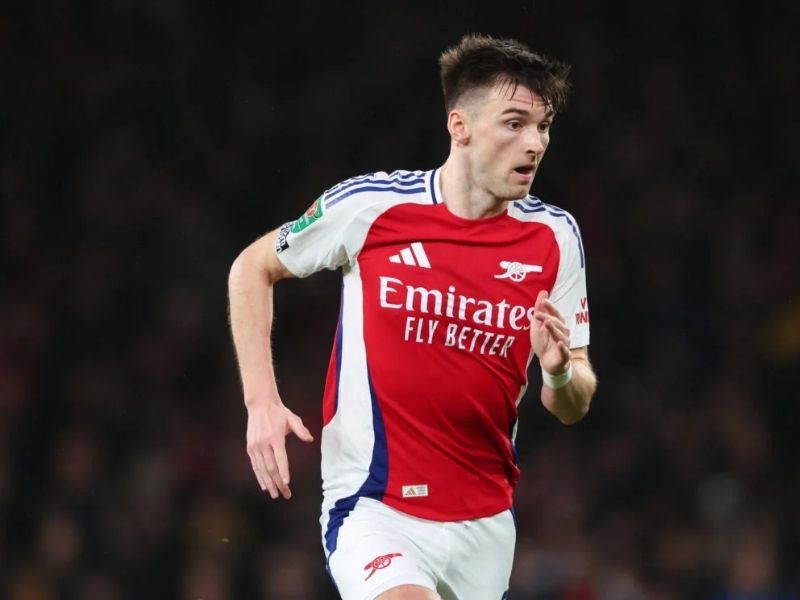 hau-ve-trai-kieran-tierney-2