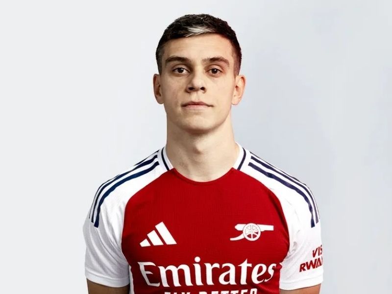 tien-ve-canh-leandro-trossard